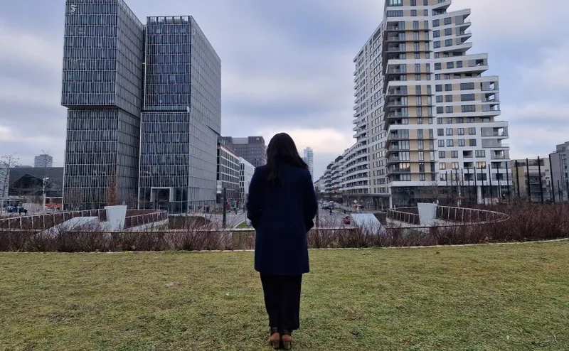 Featured image for When Parenting Abroad “Alone” has its Perks